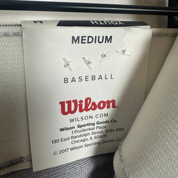 NWT Wilson Youth Sports Athletic Uniform Gear Light Grey Baseball Pants Medium - Picture 6 of 8